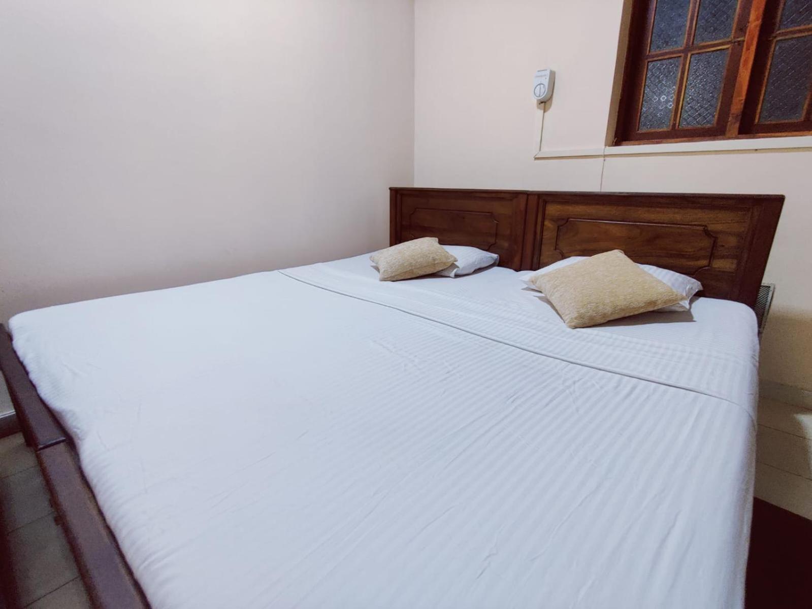 Hotel Grand Colonial Viveka Kurunegala Exterior foto