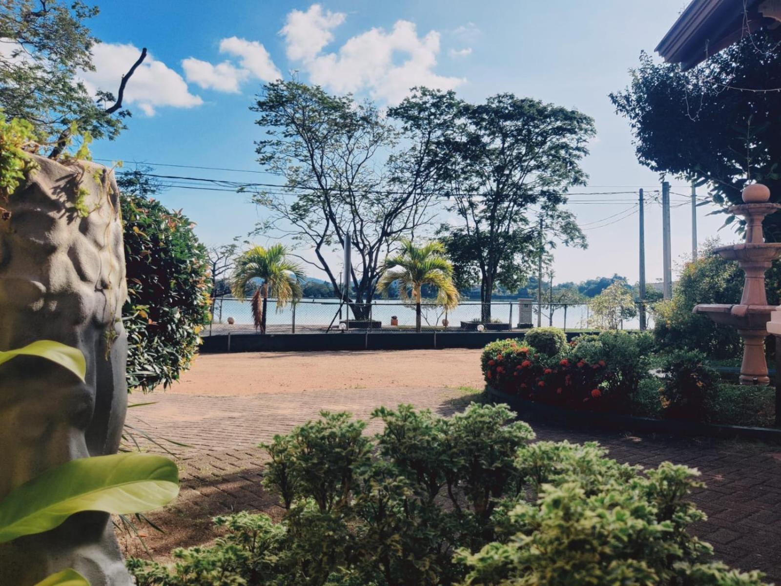 Hotel Grand Colonial Viveka Kurunegala Exterior foto