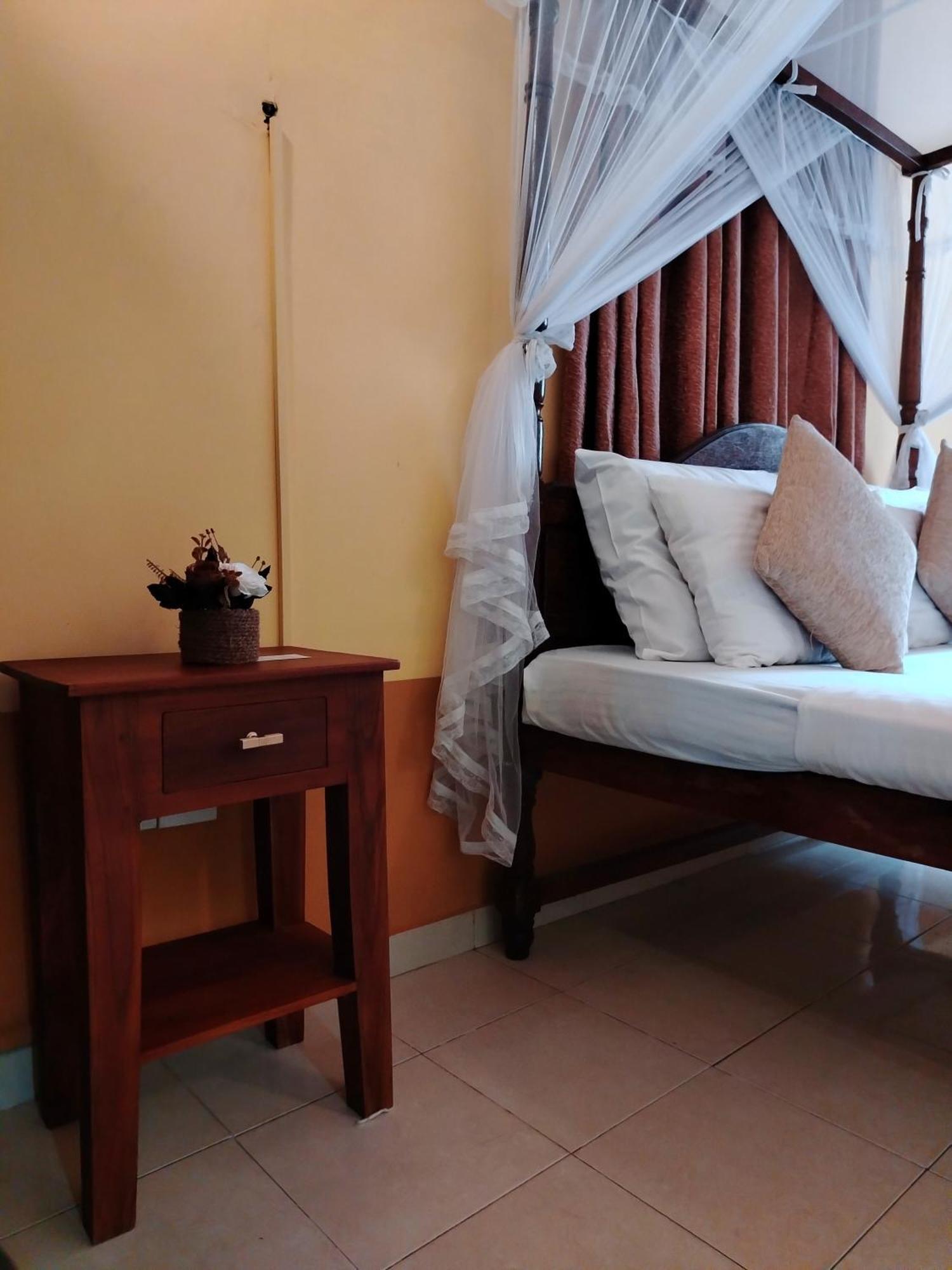Hotel Grand Colonial Viveka Kurunegala Exterior foto