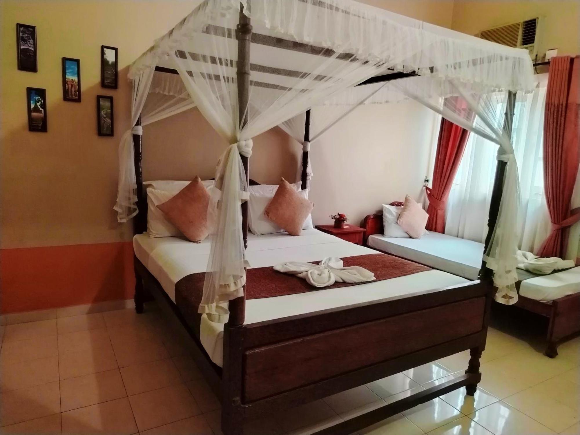 Hotel Grand Colonial Viveka Kurunegala Exterior foto